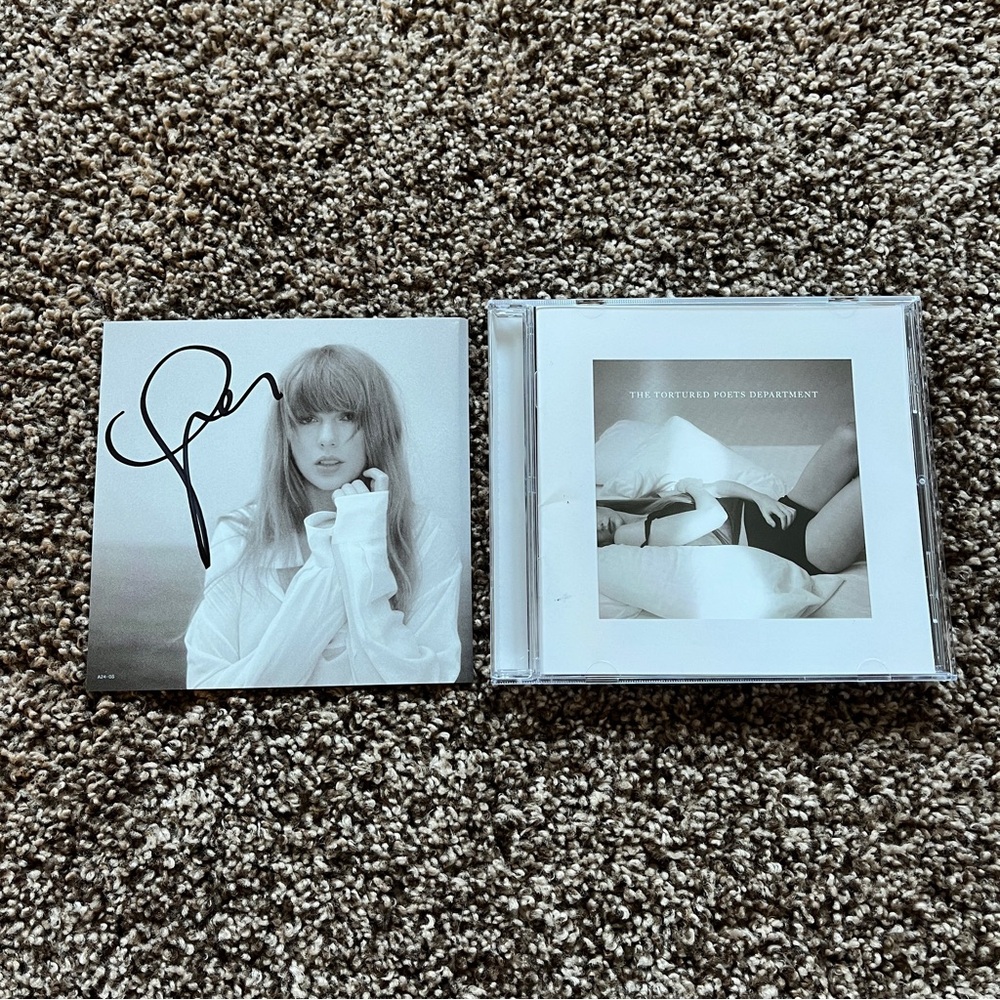 SIGNED Taylor Swift The Tortured Poets Department